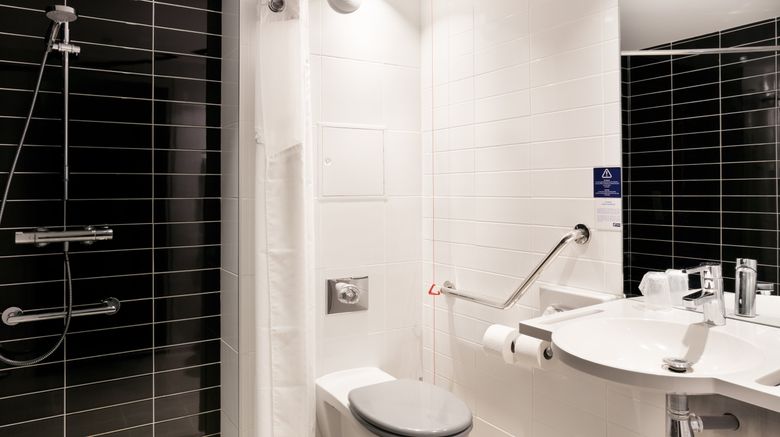 <b>Holiday Inn Express Amiens Room</b>. Images powered by <a href="https://www.leonardoworldwide.com/" title="Leonardo Worldwide" target="_blank">Leonardo</a>.