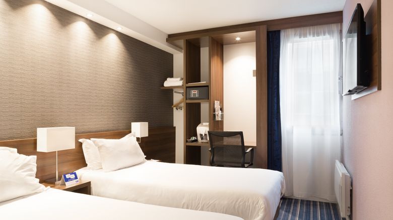 <b>Holiday Inn Express Amiens Room</b>. Images powered by <a href="https://www.leonardoworldwide.com/" title="Leonardo Worldwide" target="_blank">Leonardo</a>.