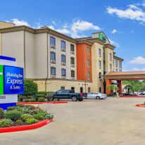 Holiday Inn Express & Stes Houston South