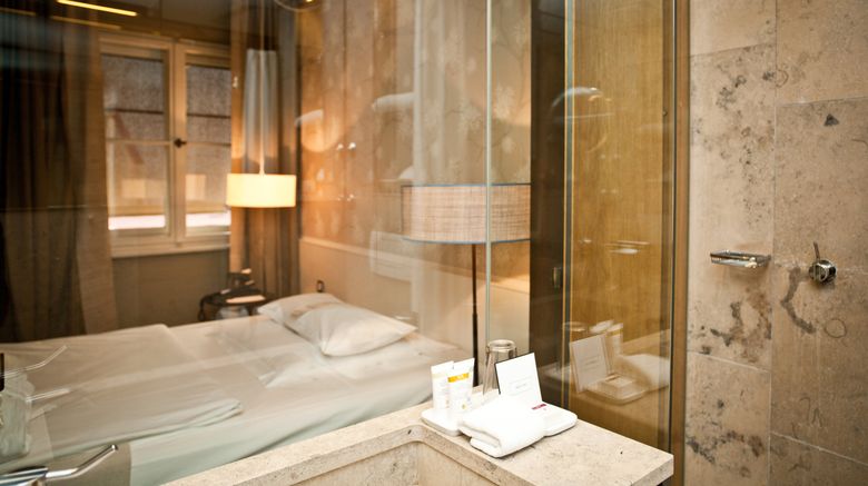 <b>Cortiina Hotel Room</b>. Images powered by <a href="https://www.leonardoworldwide.com/" title="Leonardo Worldwide" target="_blank">Leonardo</a>.