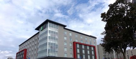 Holiday Inn Express & Suites Oshawa Exterior
