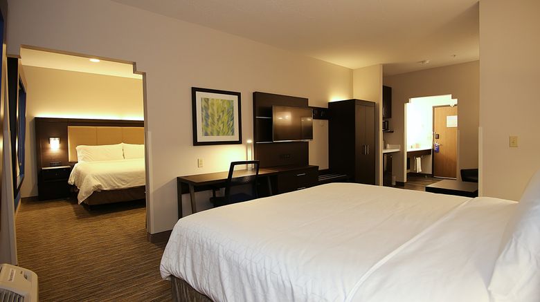 <b>Holiday Inn Express & Suites Ashland Suite</b>. Images powered by <a href="https://www.leonardoworldwide.com/" title="Leonardo Worldwide" target="_blank">Leonardo</a>.