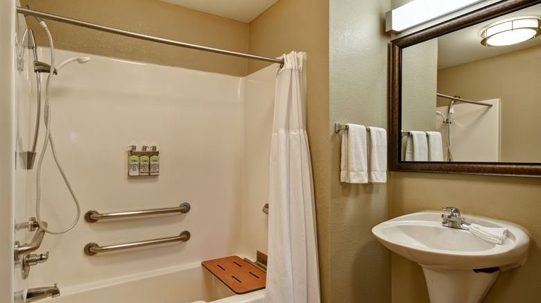 <b>Staybridge Suites Grand Rapids Airport Room</b>. Images powered by <a href="https://www.leonardoworldwide.com/" title="Leonardo Worldwide" target="_blank">Leonardo</a>.
