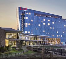 Live! by Loews Exterior