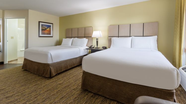 Candlewood Suites Chicago Suite