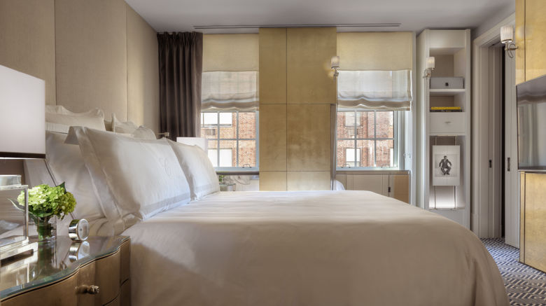 <b>The Carlyle, A Rosewood Hotel Suite</b>. Images powered by <a href="https://www.leonardoworldwide.com/" title="Leonardo Worldwide" target="_blank">Leonardo</a>.