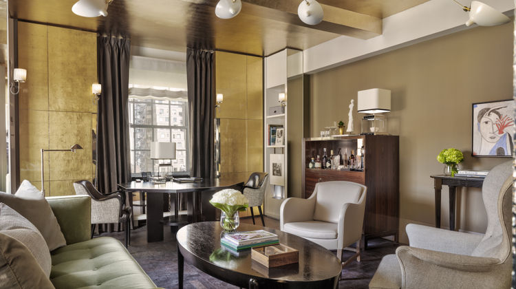The Carlyle, A Rosewood Hotel Room