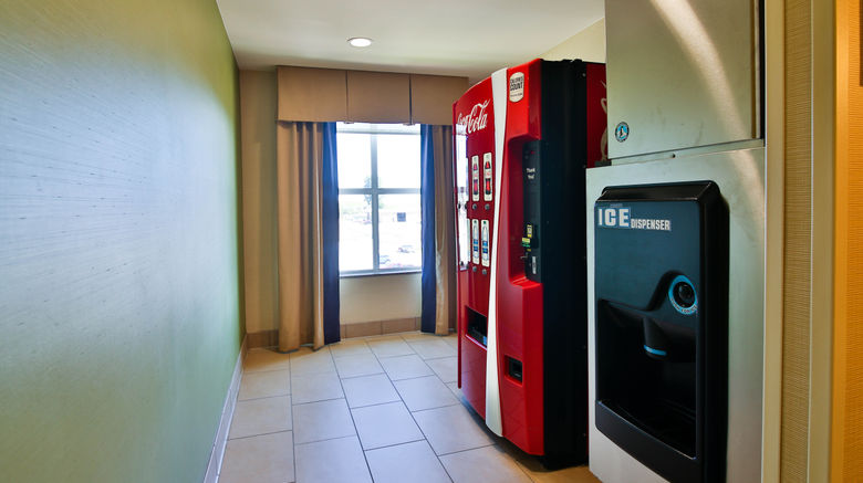 <b>Holiday Inn Bismarck Lobby</b>. Images powered by <a href="https://www.leonardoworldwide.com/" title="Leonardo Worldwide" target="_blank">Leonardo</a>.