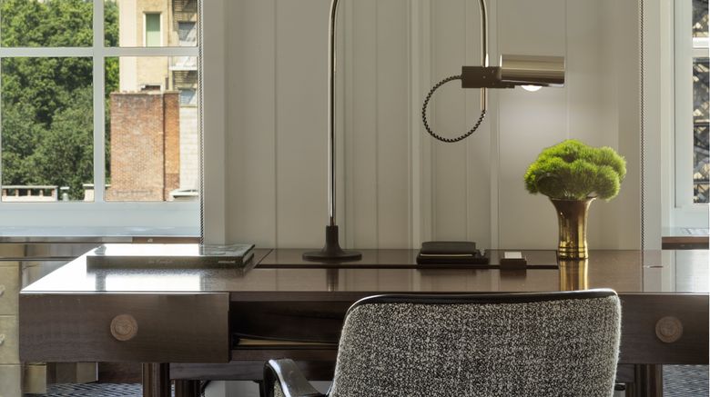 <b>The Carlyle, A Rosewood Hotel Room</b>. Images powered by <a href="https://www.leonardoworldwide.com/" title="Leonardo Worldwide" target="_blank">Leonardo</a>.
