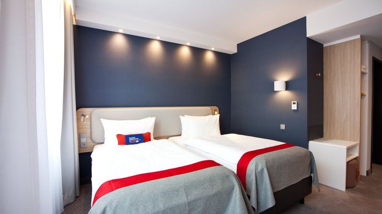 Holiday Inn Express Darmstadt Room