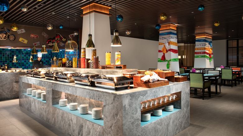 <b>Holiday Inn Batang Restaurant</b>. Images powered by <a href="https://www.leonardoworldwide.com/" title="Leonardo Worldwide" target="_blank">Leonardo</a>.