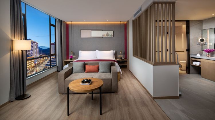 Holiday Inn Batang Suite