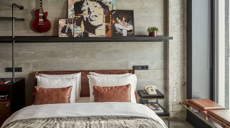 Sir Adam Amsterdam Room
