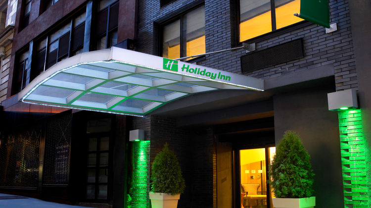 Holiday Inn New York City-Wall Street Exterior