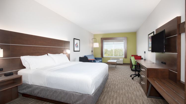 Holiday Inn Express & Suites Sterling Room