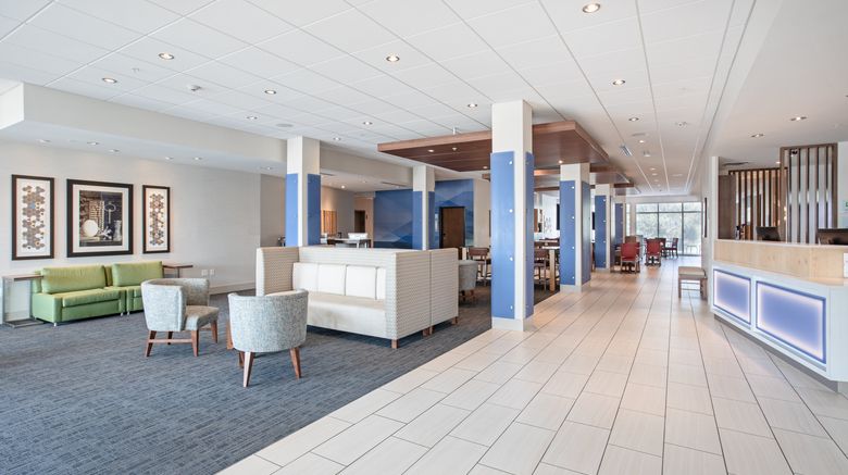 <b>Holiday Inn Express & Suites Sterling Lobby</b>. Images powered by <a href="https://www.leonardoworldwide.com/" title="Leonardo Worldwide" target="_blank">Leonardo</a>.