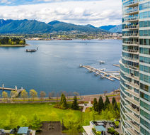 Pinnacle Hotel Harbourfront Exterior