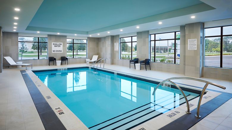 <b>Holiday Inn Express Sarnia-Point Edward Pool</b>. Images powered by <a href="https://www.leonardoworldwide.com/" title="Leonardo Worldwide" target="_blank">Leonardo</a>.