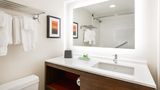 <b>Holiday Inn Timonium Room</b>. Images powered by <a href="https://www.leonardoworldwide.com/" title="Leonardo Worldwide" target="_blank">Leonardo</a>.
