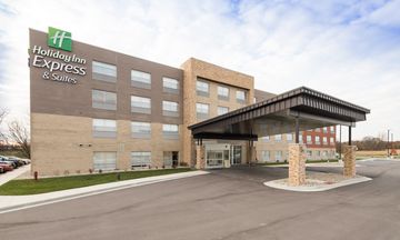 Holiday Inn Express & Suites Auburn
