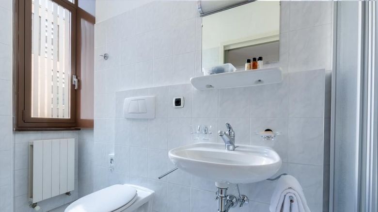 <b>Hotel Zurigo Downtown Room</b>. Images powered by <a href="https://www.leonardoworldwide.com/" title="Leonardo Worldwide" target="_blank">Leonardo</a>.
