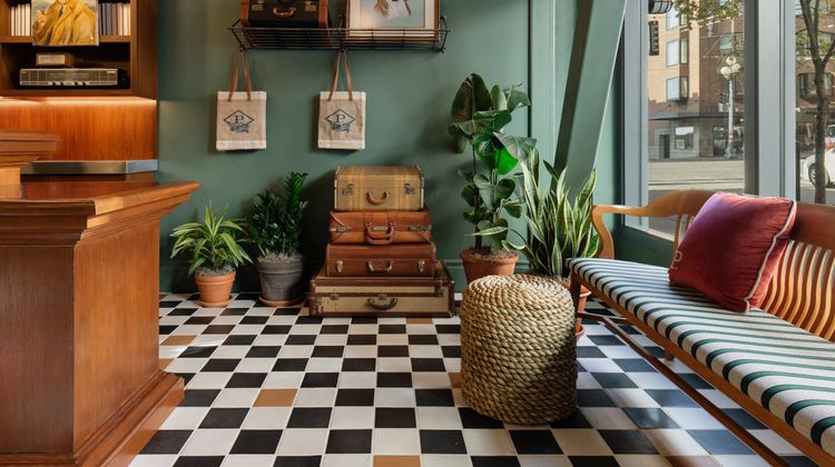 Palihotel Seattle Lobby