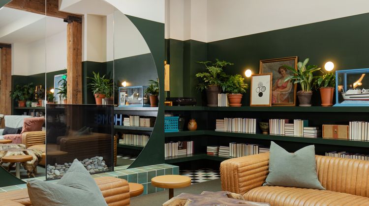 Palihotel Seattle Lobby