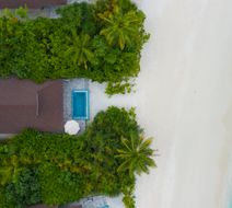 The Standard, Huruvalhi Maldives Exterior