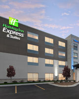 Holiday Inn Express & Suites Elkhorn