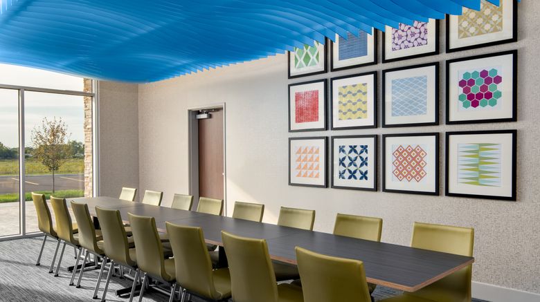 <b>Holiday Inn Express & Suites Elkhorn Meeting</b>. Images powered by <a href="https://www.leonardoworldwide.com/" title="Leonardo Worldwide" target="_blank">Leonardo</a>.