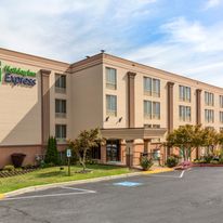 Holiday Inn Express Mechanicsburg