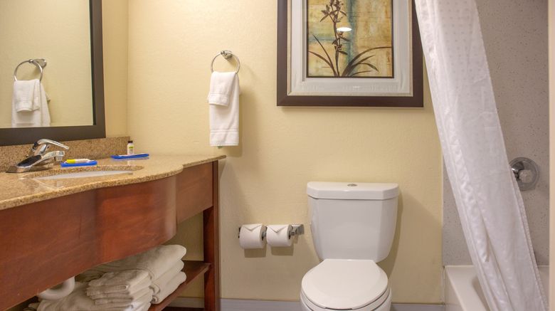 <b>Holiday Inn Express Mechanicsburg Room</b>. Images powered by <a href="https://www.leonardoworldwide.com/" title="Leonardo Worldwide" target="_blank">Leonardo</a>.