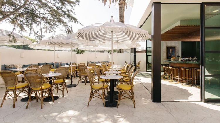 Silver Lake Pool & Inn Restaurant
