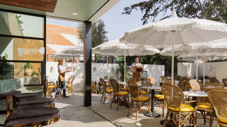 Silver Lake Pool & Inn Restaurant