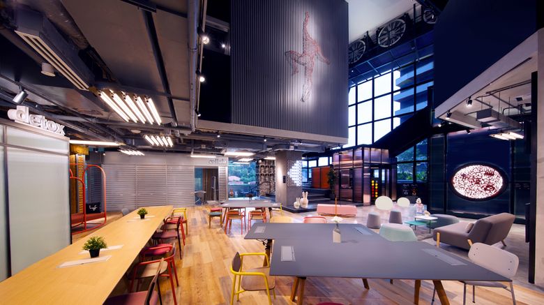 <b>lyf Funan Singapore Lobby</b>. Images powered by <a href="https://www.leonardoworldwide.com/" title="Leonardo Worldwide" target="_blank">Leonardo</a>.