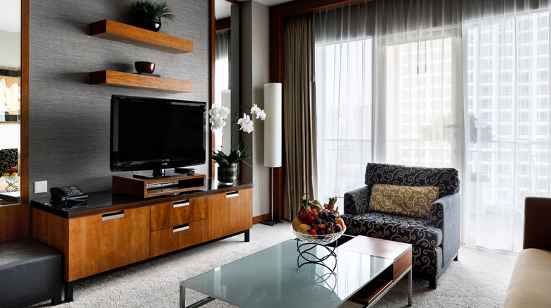 <b>Copthorne King's Hotel Singapore Suite</b>. Images powered by <a href="https://www.leonardoworldwide.com/" title="Leonardo Worldwide" target="_blank">Leonardo</a>.