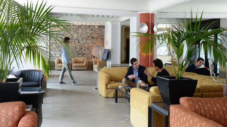 Metropole & Suisse au Lac Lobby