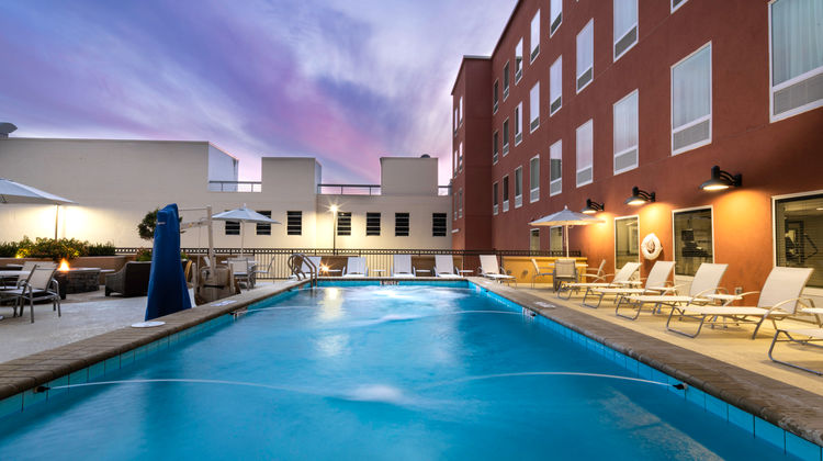 Staybridge Suites Montgomery - Downtown Pool