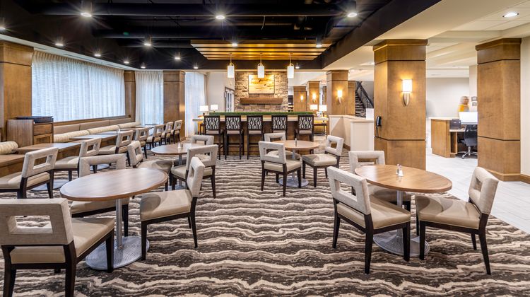Staybridge Suites Montgomery - Downtown Restaurant