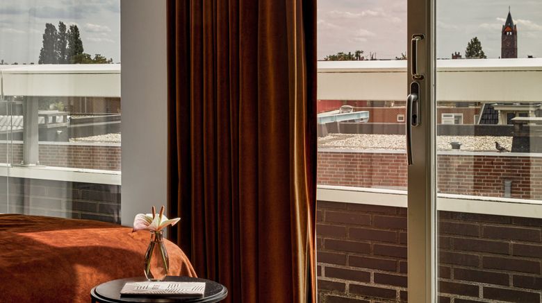 <b>Sir Albert Hotel Amsterdam Suite</b>. Images powered by <a href="https://www.leonardoworldwide.com/" title="Leonardo Worldwide" target="_blank">Leonardo</a>.