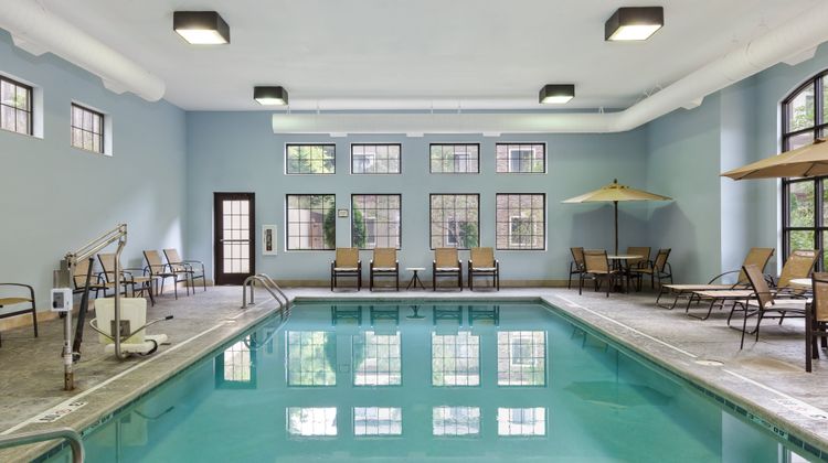 Staybridge Suites Pool