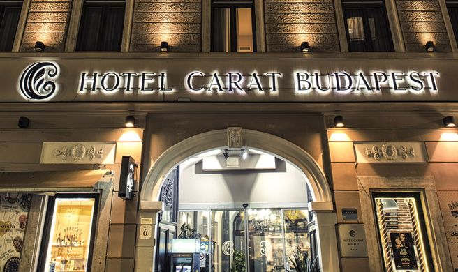 Hotel Carat Exterior