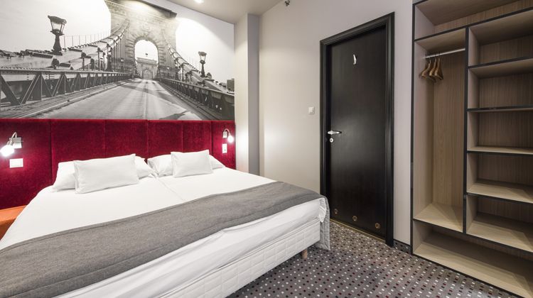 Hotel Carat Room