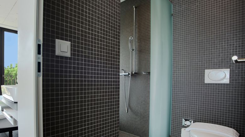 <b>Hotel Kreuzlingen am Hafen Room</b>. Images powered by <a href="https://www.leonardoworldwide.com/" title="Leonardo Worldwide" target="_blank">Leonardo</a>.