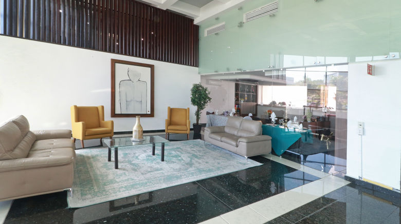 <b>Holiday Inn Queretaro Zona Diamante Lobby</b>. Images powered by <a href="https://www.leonardoworldwide.com/" title="Leonardo Worldwide" target="_blank">Leonardo</a>.