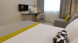 <b>Holiday Inn Express Pamplona Room</b>. Virtual Tours powered by <a href="https://www.leonardoworldwide.com/" title="Leonardo Worldwide" target="_blank">Leonardo</a>.