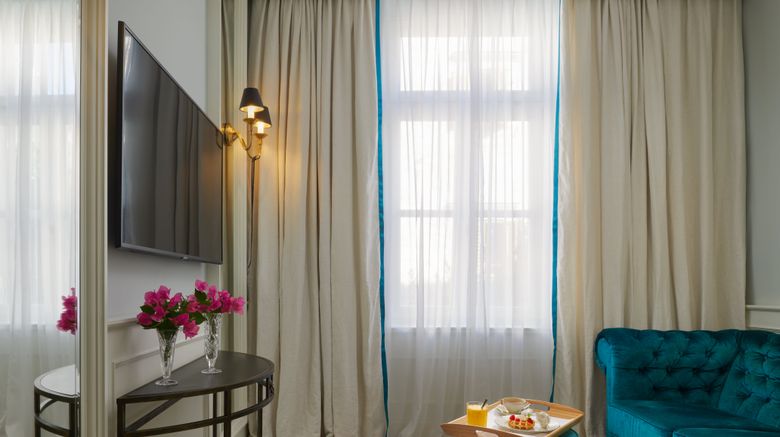 <b>Palace Elisabeth, Hvar Heritage Hotel Suite</b>. Images powered by <a href="https://www.leonardoworldwide.com/" title="Leonardo Worldwide" target="_blank">Leonardo</a>.