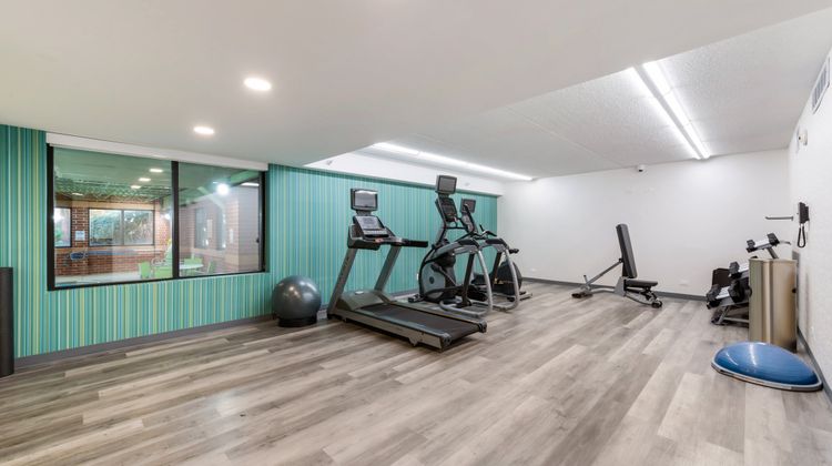 Holiday Inn Express Naperville Health Club
