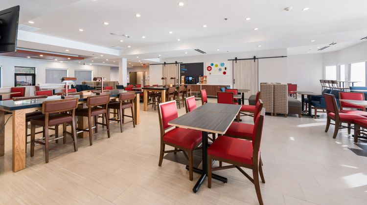 Holiday Inn Express Naperville Restaurant