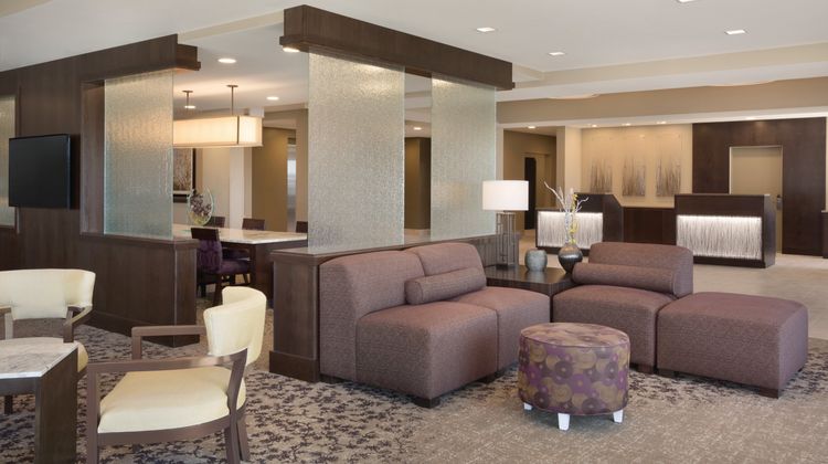 Holiday Inn Chicago NW - Schaumburg Lobby